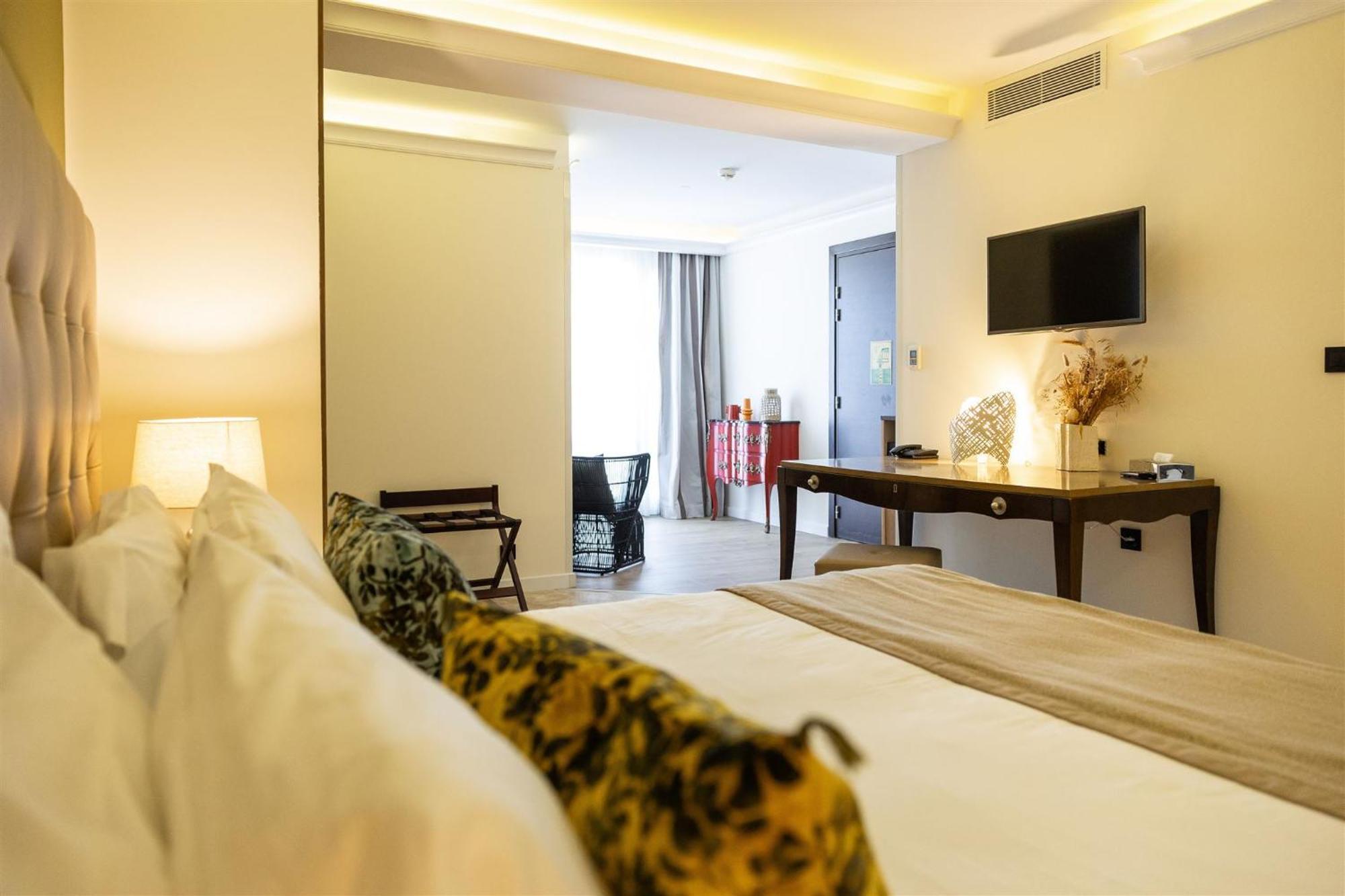 Hotel Des Gouverneurs Bastiya Dış mekan fotoğraf
