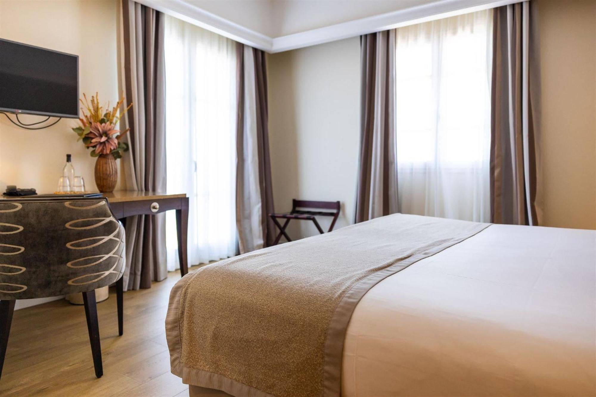 Hotel Des Gouverneurs Bastiya Dış mekan fotoğraf
